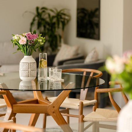 Luxurious Central City Living 基督城 外观 照片